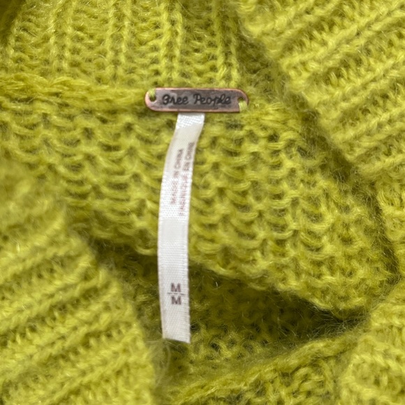 Free People Cropped Sweater - Picture 6 of 8